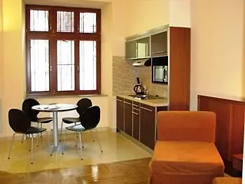 Red Brick 3*