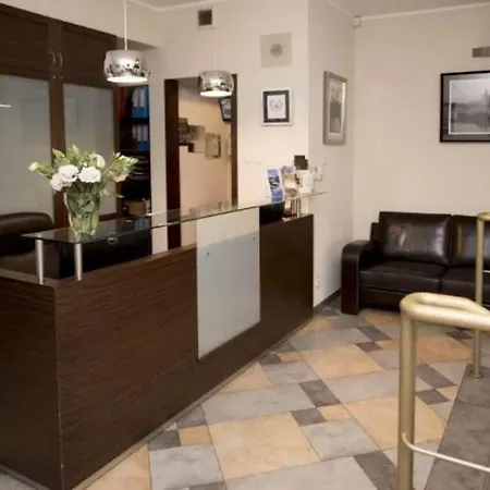 Red Brick شقة فندقية