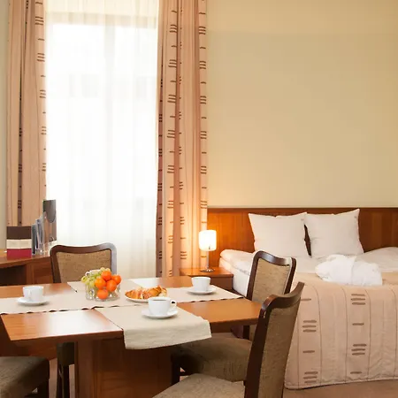 Red Brick Apart-hotel