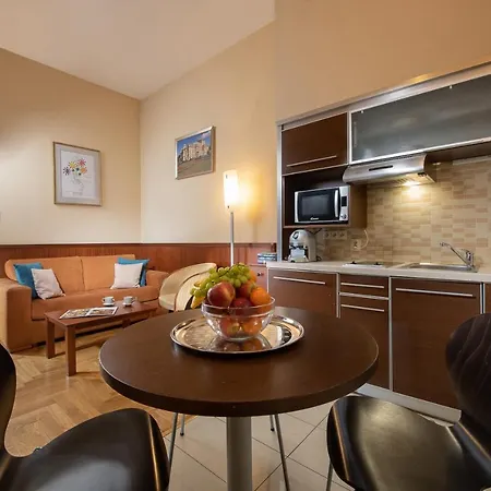 Apart-hotel Red Brick