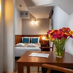 Aparthotel Red Brick 3*