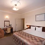 Red Brick Aparthotel