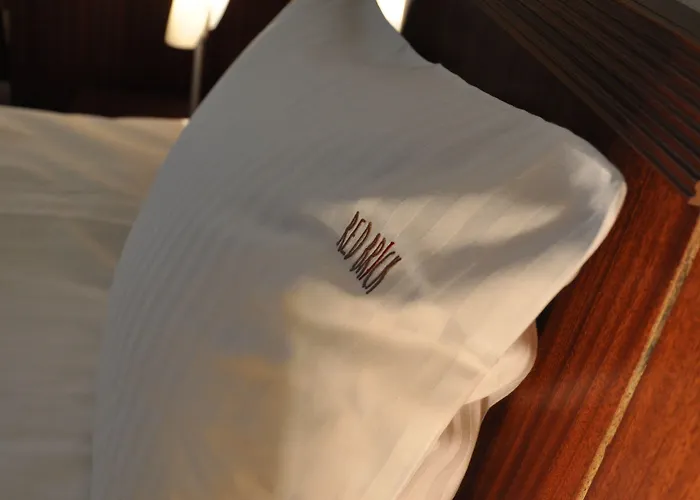 Hotel apartamentowy Red Brick 3*