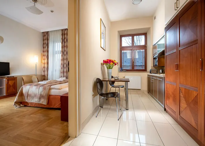 Red Brick Hotel apartamentowy 3*